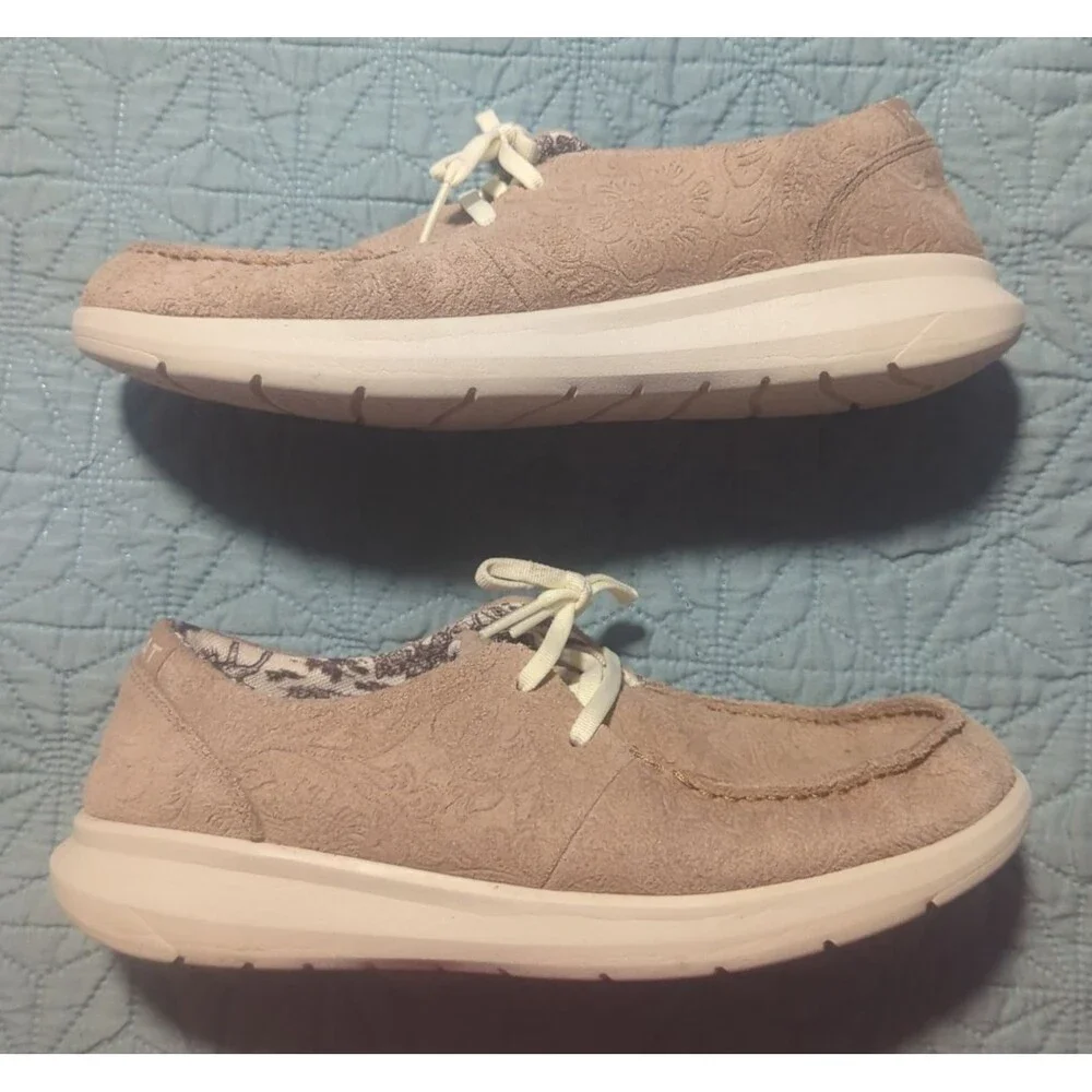 ARIAT HILO Floral Emboss Tan Suede Shoes Women's Sz 9B Lightweight Comfort